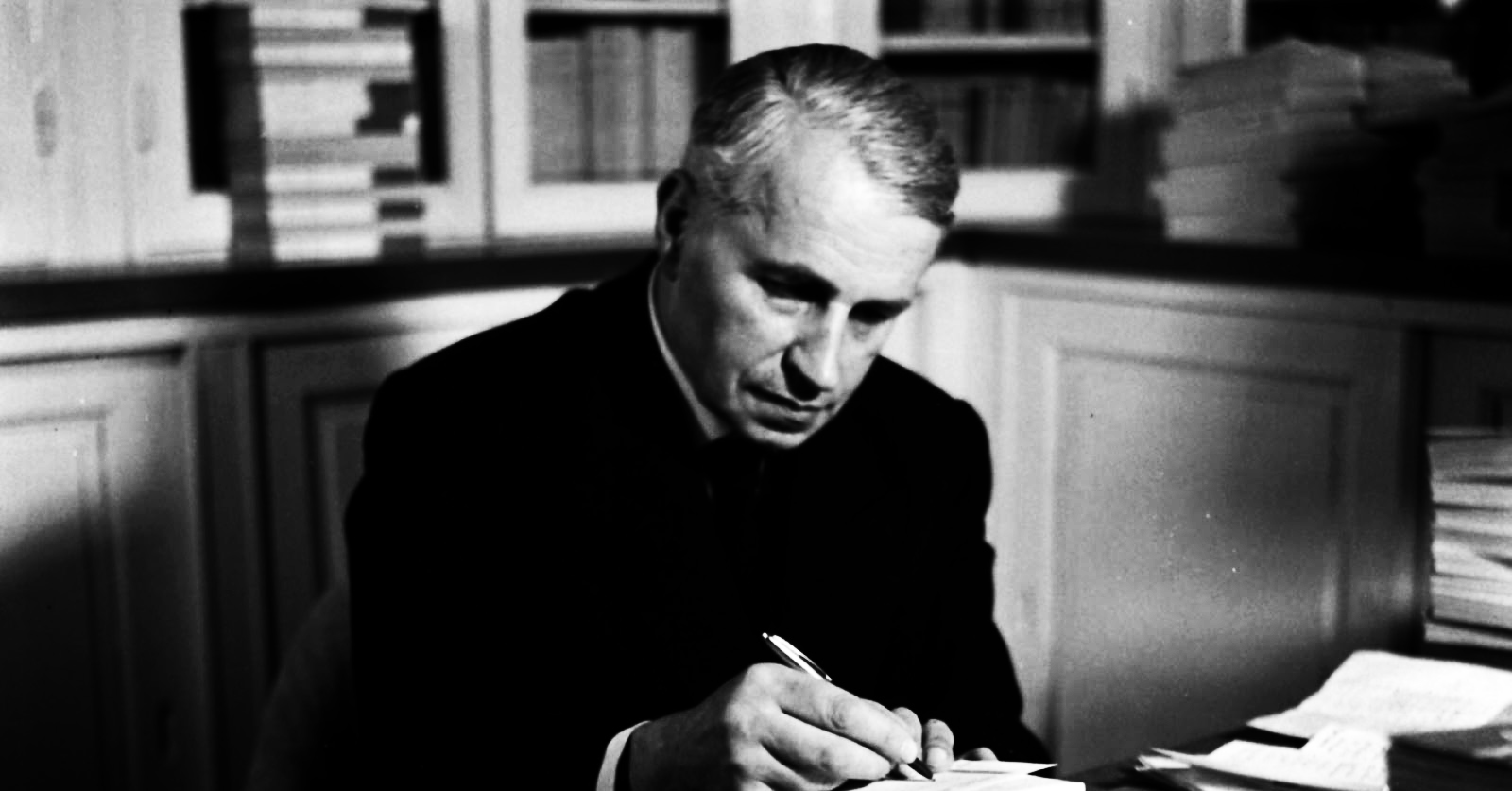 Citazioni di George Bataille